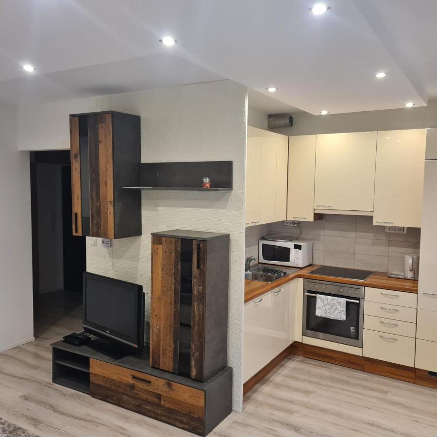 Verebes Apartman Győr Zewnętrze zdjęcie