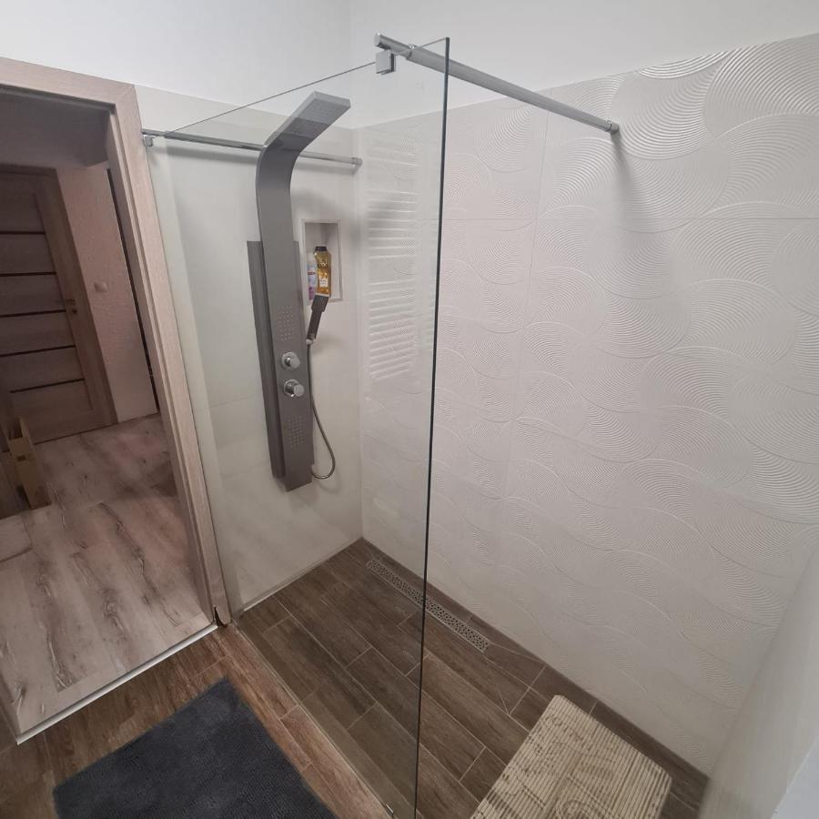 Verebes Apartman Győr Zewnętrze zdjęcie